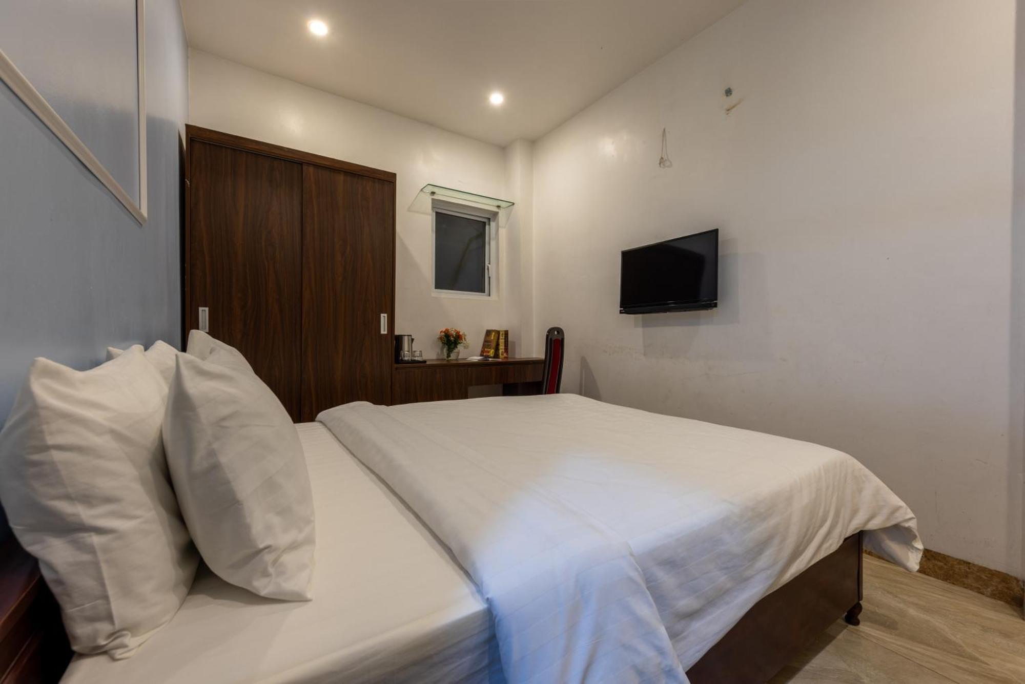 Hanoi Capital House & Travel Exterior photo